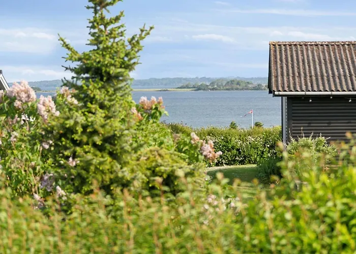 Gudrun - 250m From The Sea By Interhome *